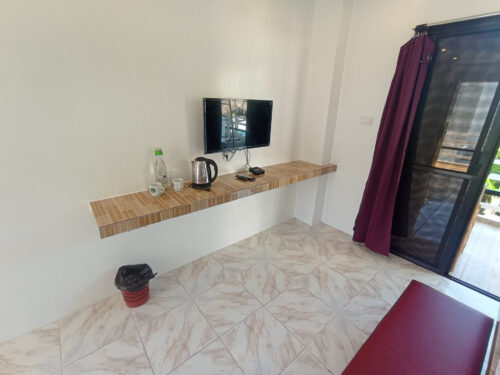 premium pool room jalyns resort puerto galera (5)